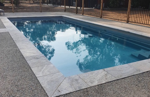 Echuca House | Tranquil Country Retreat on bushland acreage only 5km from town center