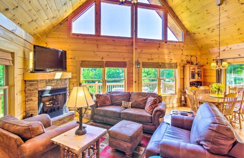 Vein Mountain House | Tranquil Deck Blue Ridge Mountain Retreat!
