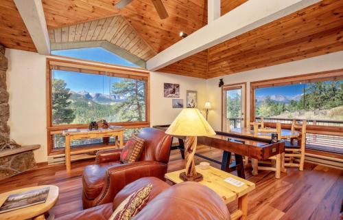 Windcliff Estates House | Tranquil Duplex Home