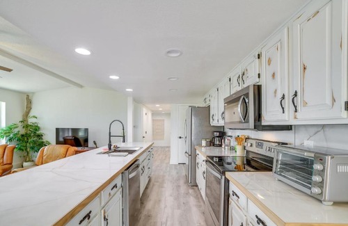 Edgewood House | Tranquil Edgewood Retreat with Patio and Grill!