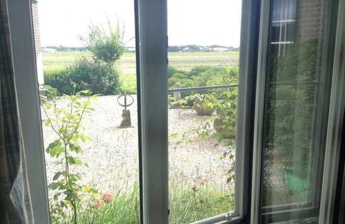 Egmond aan den Hoef Cottage | Tranquil Egmond Hideaway