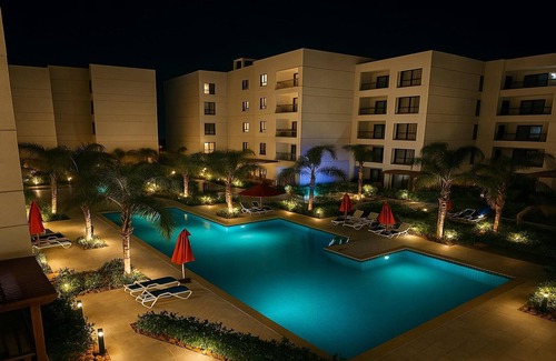 Al-Manasrah Ski Chalet | Tranquil and Stylish Stays – Where Comfort Meets the Sea!