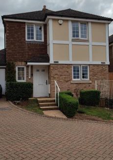 Tadworth House | Tranquil Epsom Downs