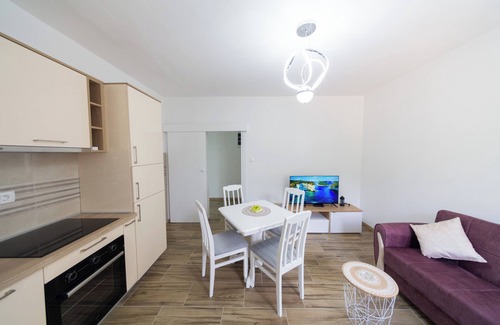Skaljari Apartment | Tranquil Escape 2-BDR in Škaljari w/Boka Bay View
