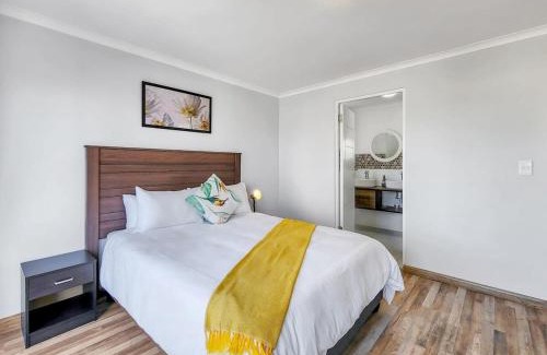 Blouberg Rise Apartment | Tranquil Family Escape: Pool Balcony