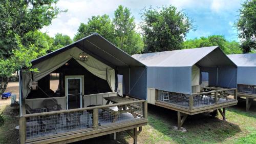 Seguin Other | Tranquil Family Vacation by a Creek: Luxury Tented Cabin in Seguin, Texas