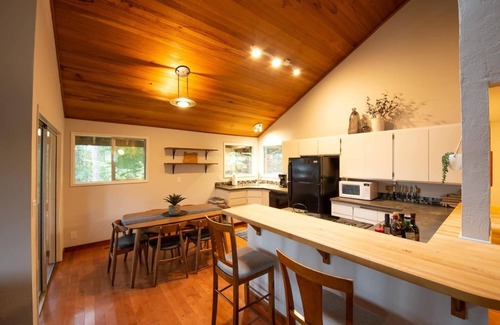 South Hills House | Tranquil Forested Cabin with Sauna, Home Gym, & AC