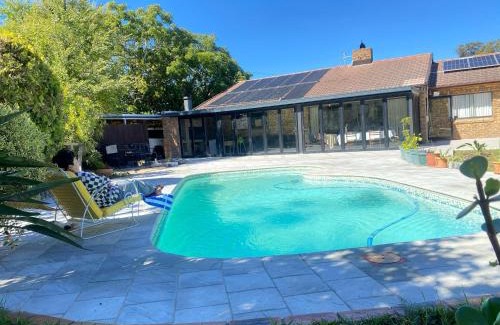 Constantia House | Tranquil Garden Constantiaberg