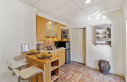 Long Green Condo | Tranquil Getaway In Gated Community - Free Wifi and laptop-friendly workspace by RedAwning