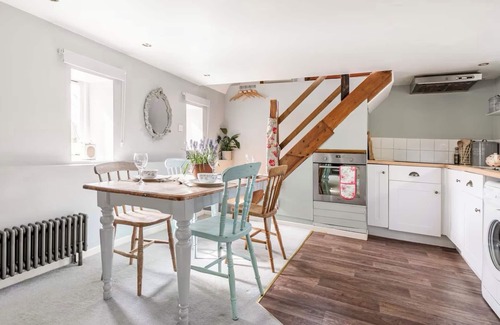 Stelling Minnis House | Tranquil grade II listed barn next to historic windmill