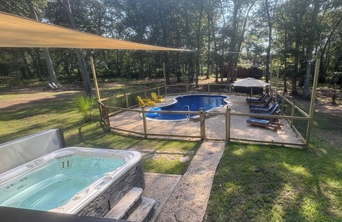 Greenport House | Tranquil Greenport Getaway