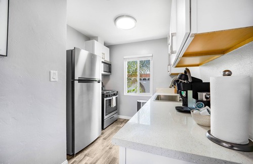Hillcrest Apartment | Tranquil Haven in Hillcrest: Your San Diego Escape - Sleeps 6
