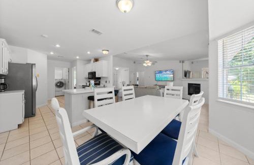 Ono Island House | Tranquil Haven - Pet Friendly