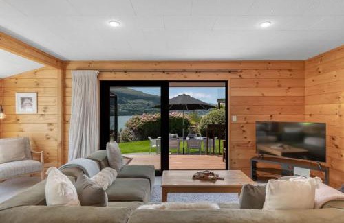 Kelvin Heights House | Tranquil Heights