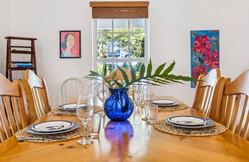Pinecrest House | Tranquil Heirloom Hideaway Pool in South Miami