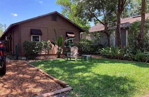 Colonialtown North Apartment | Tranquil Hideaway: 2-Bedroom Retreat near Mills/50