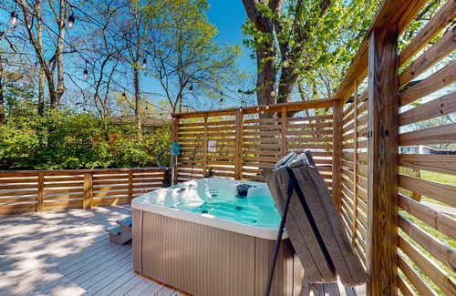 Crieve Hall House | Tranquil home with private hot tub, sunroom, den, office & lovely backyard