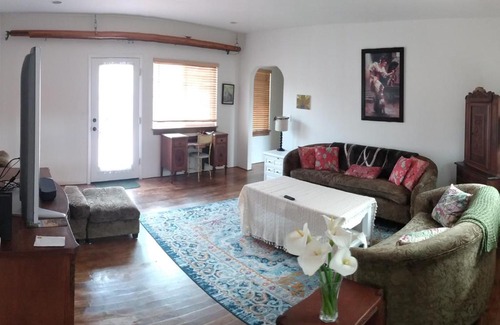 Nipomo House | Tranquil homestay