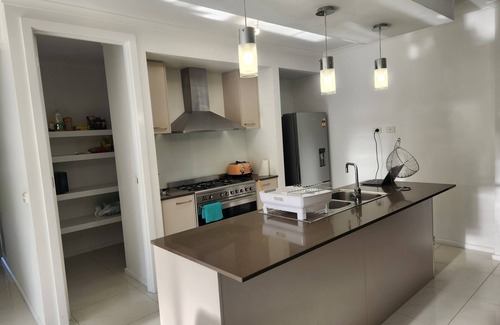 Alfredton House | Tranquil in Alfredton