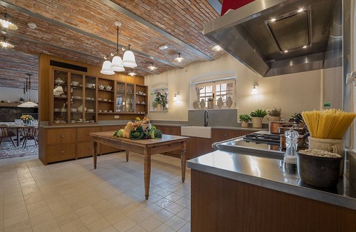 Krasica Villa | Tranquil Istria Estate | Palazio Clai Winery | 8 Bedrooms | Spa & Heated Pool |.