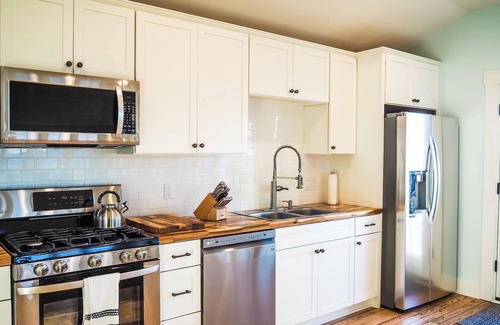 Port Sheldon Cottage | Tranquil Lake Michigan Lakeshore Cottage