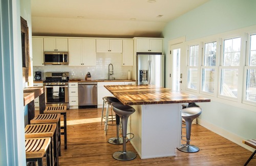 Port Sheldon Cottage | Tranquil Lake Michigan Lakeshore Cottage