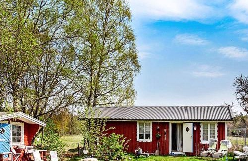 Tostared House | Tranquil Lake View Cottage-By Traum