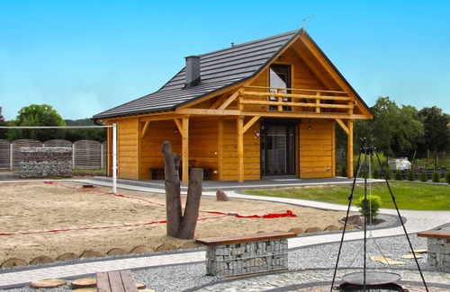 Lubrza House | Tranquil Lakefront holiday home