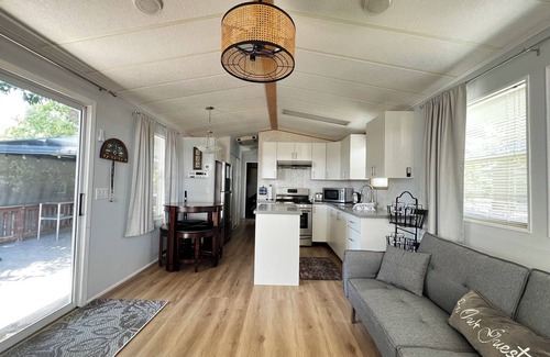 Sherkston Cottage | Tranquil Lakeside Retreat at 199 Wyldewood