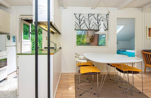 Ry House | Tranquil Lakeside Retreat in Ry-By Traum