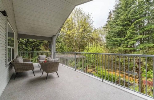 Maple Ridge Villa | Tranquil Living