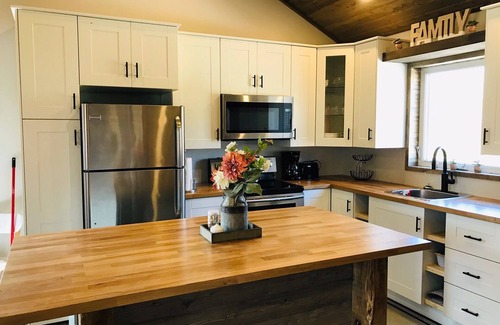 Saint Malo Cabin | Tranquil, Lovely Cabin in St Malo #9