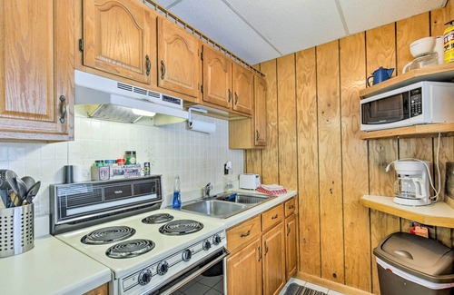 Marenisco Cabin | Tranquil Marenisco Cabin on Lake Gogebic!