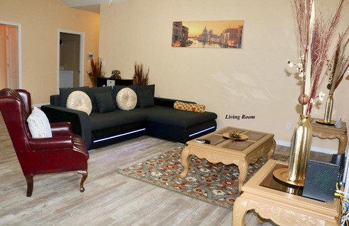 South View Bed & Breakfast | Tranquil Master Bedroom Near Fort Liberty(Bragg)