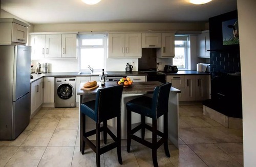 Ballycroy Cottage | ★Tranquil, Modern & Stylish | Breathtaking Views ★