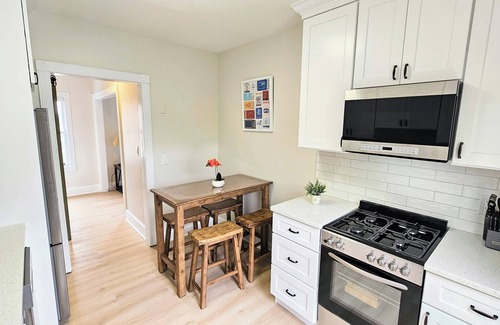 Greenwich Apartment | Tranquil modern upstairs apt. Close to town and beach. Just remodeled!