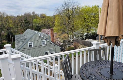 Greenwich Apartment | Tranquil modern upstairs apt. Close to town and beach. Just remodeled!