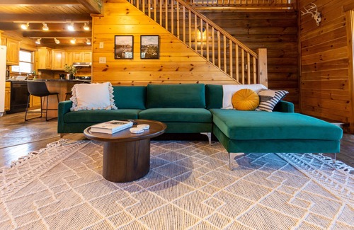Hill City Cabin | Tranquil mountain-view cabin with fireplace, hot tub, grill, balcony, and patio