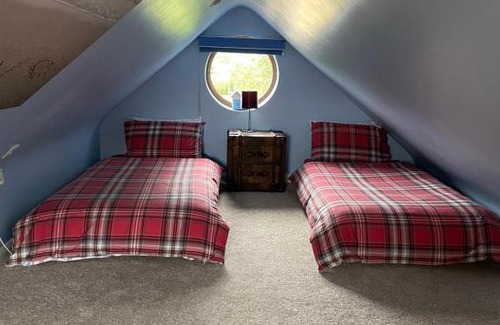 Carrigart House | Tranquil Mulroy Drive Cottage