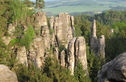 Holin House | Tranquil North Bohemia Getaway