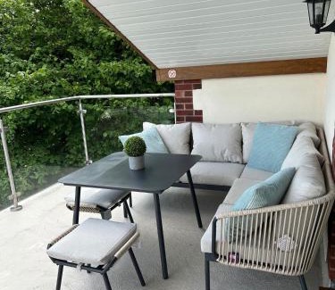 Umberleigh House | Tranquil North Devon Lodge - 2BR, Countryside Views & Pool, High Bickington close to Umberleigh, Barnstaple, Bideford & Westward Ho