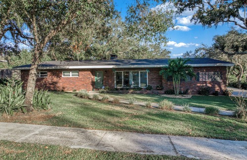 Sebring House | Tranquil Oaks Near Lake & Raceway w/Tesla Charger & Family Games Included!
