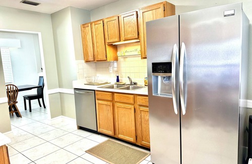 Tampa House | Tranquil Pool Home with canal access and amazing amenities!