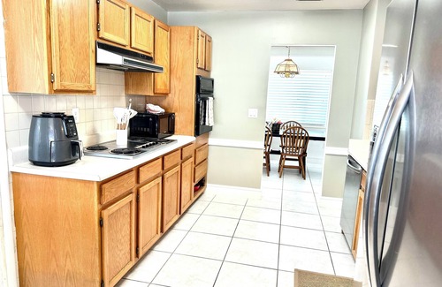 Tampa House | Tranquil Pool Home with canal access and amazing amenities!