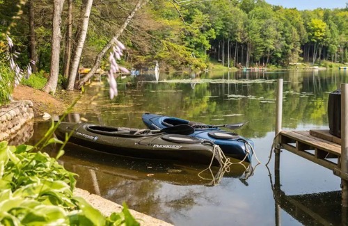 Gaylord Cottage | Tranquil Private Lakefront 4BD Cottage with All Seasons Outdoor Hot tub