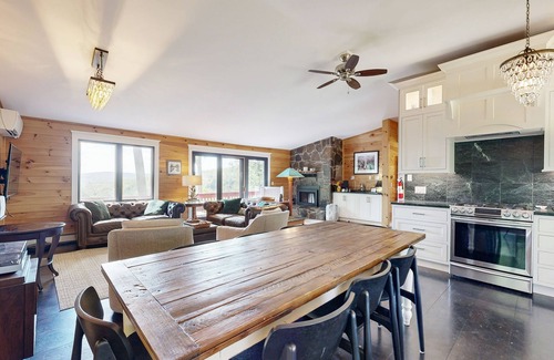 Quechee Cabin | Tranquil & renovated dog-friendly home with mountain views, W/D, AC