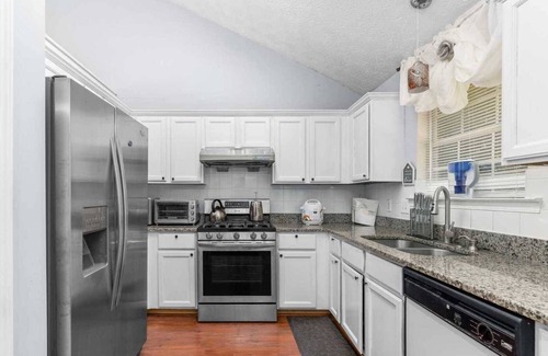 Lawrenceville House | Tranquil Retreat on Stoneoak Cir