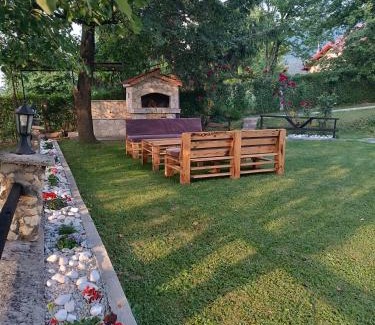 Hadzici Villa | Tranquil Retreat - "Villa Green Oasis"