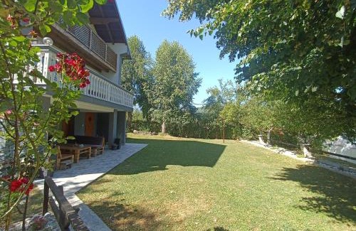 Hadzici Villa | Tranquil Retreat - "Villa Green Oasis"