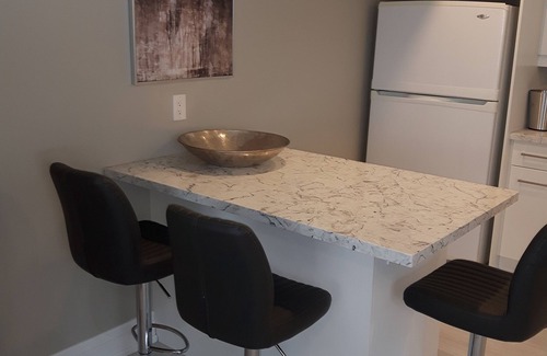 Oro-Medonte Apartment | Tranquil Retreat with Secluded Hot Tub – Near Horseshoe Valley Resort